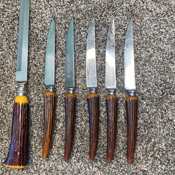 Vintage Set of Crown Sheffield/ Knives Vintage Washington Forge 4 piece set - Picture 3 of 6